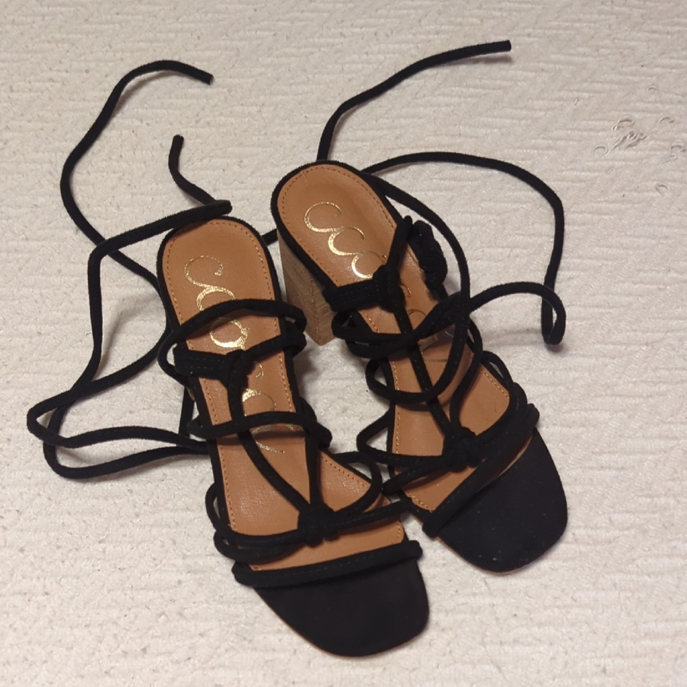 CCOCCI Black and Tan Strappy Sandals